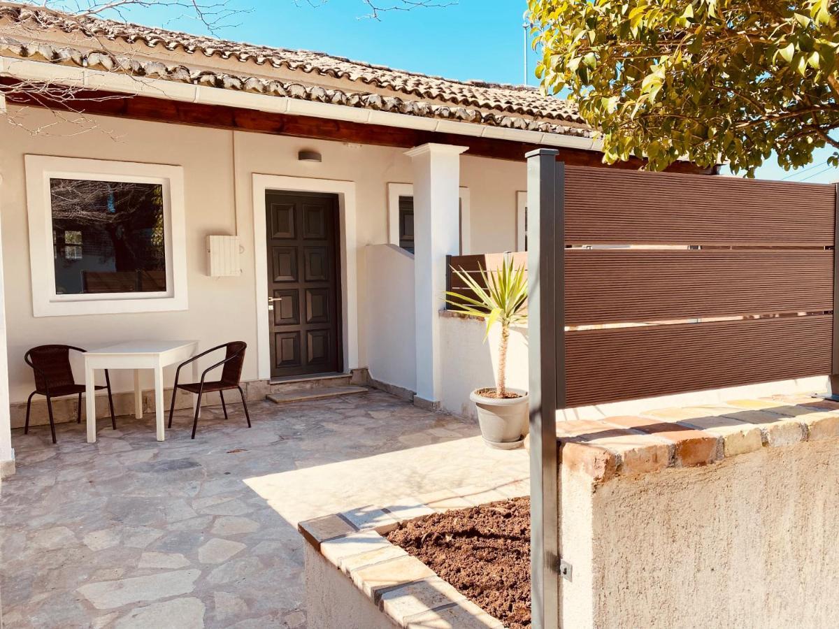 Louvros Luxury Suites Δασιά Εξωτερικό φωτογραφία